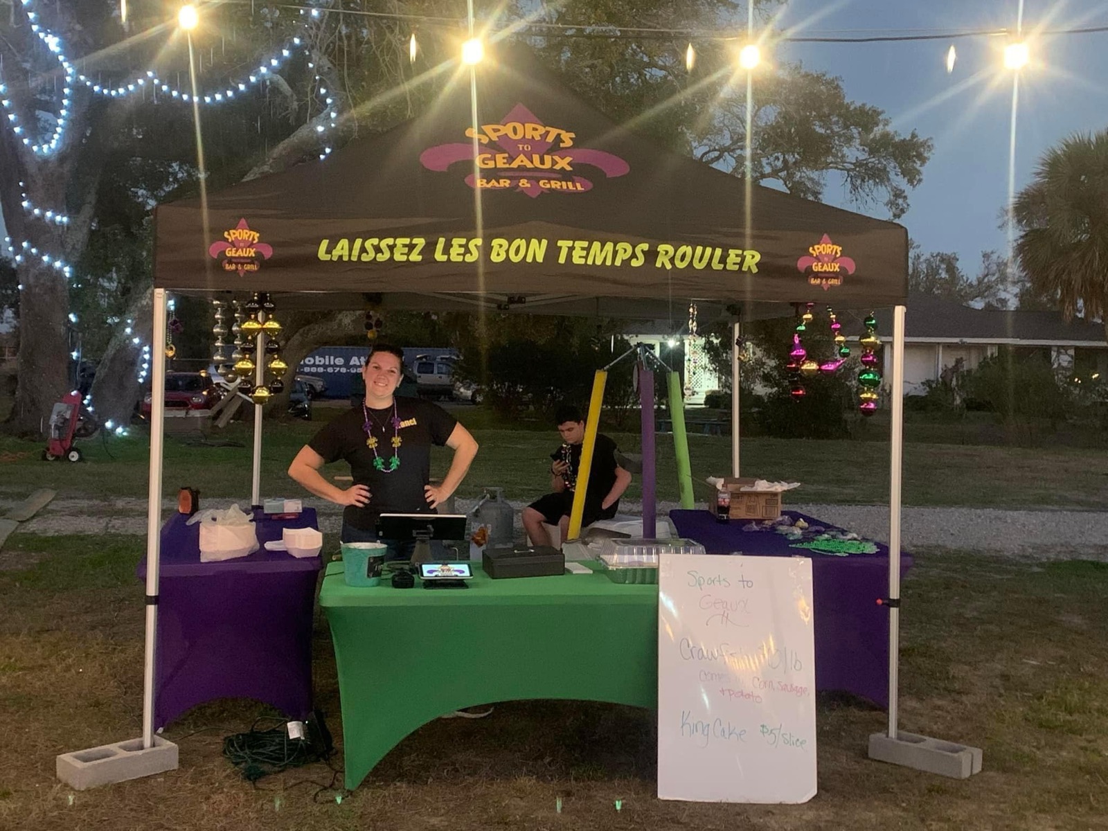 Sports to Geaux owners at the food truck